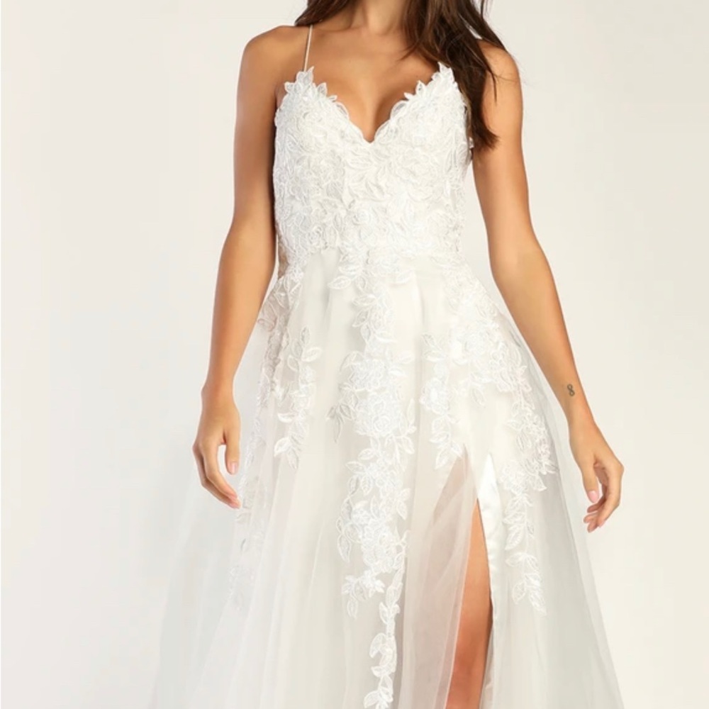 Brand NEW LULU’s Vow to Cherish White Embroidered Lace-Up Tulle Maxi Dress